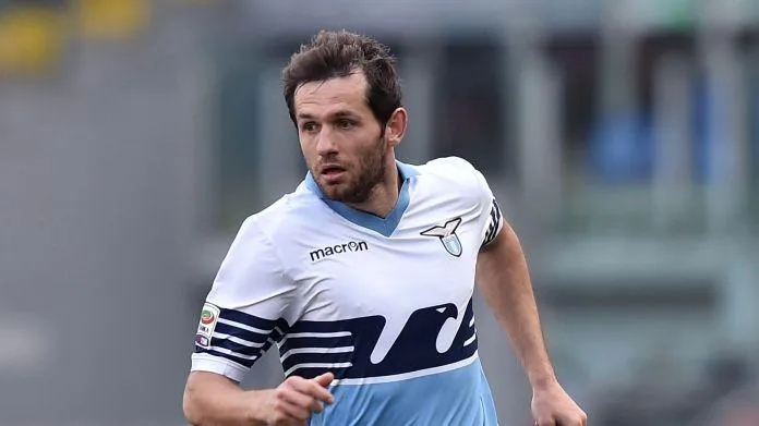 Lulic, tra rinnovo e cambio fascia