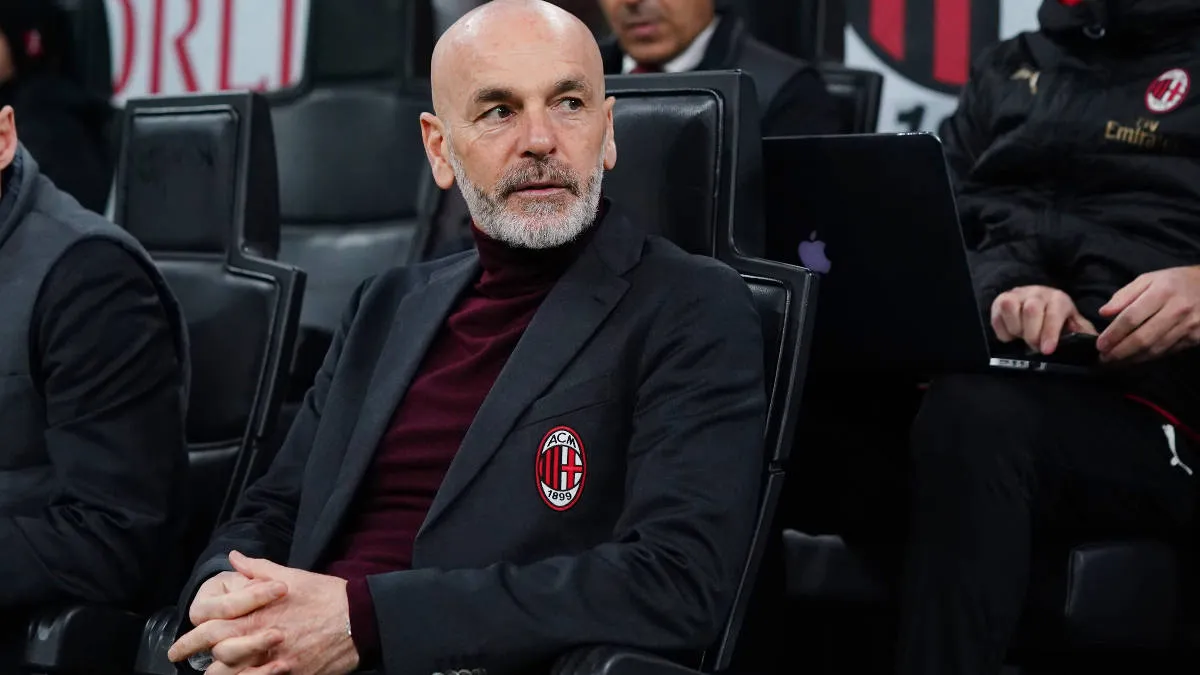 Juventus-Milan, Pioli stravolge la fascia: la decisione