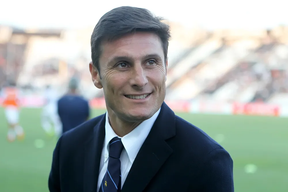 Inter, Zanetti: "Ora abbiamo Chivu. Per il Mondiale l'obiettivo è competere"