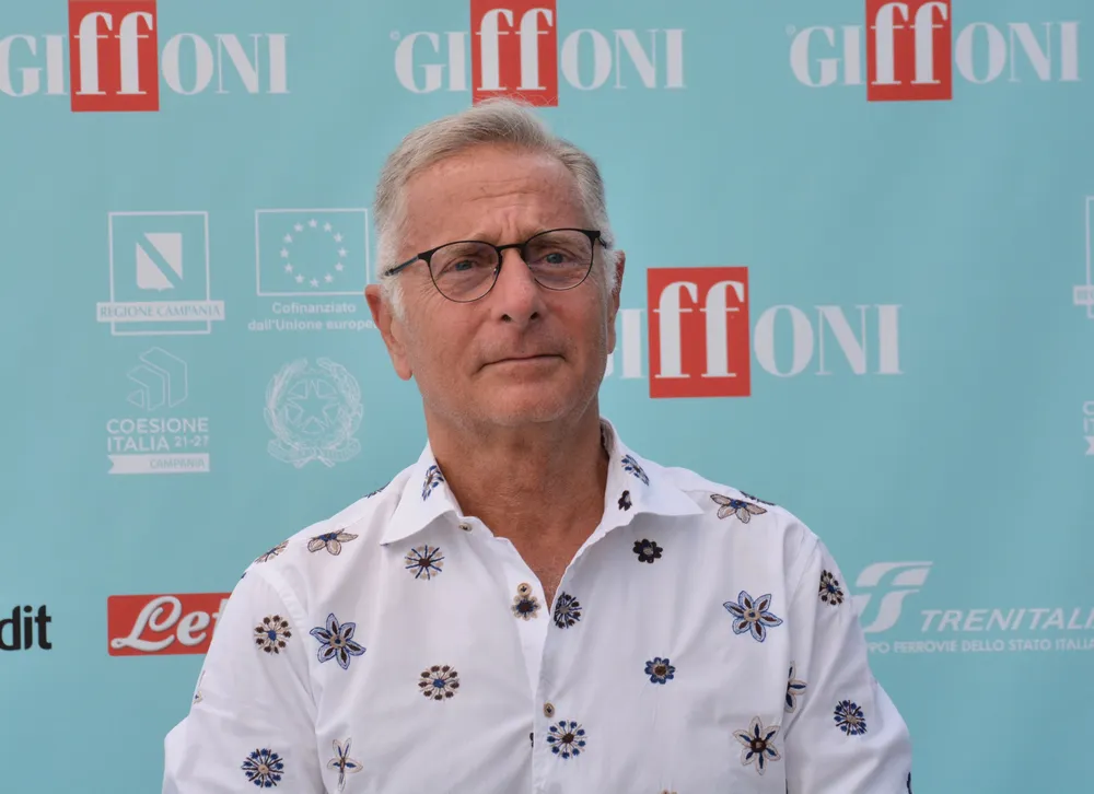Paolo Bonolis: "Pio Esposito è un ottimo giocatore, come Bonny. Diouf? I giovani devono adattarsi: anche Zidane e Platini ebbero difficoltà iniziali in Italia..."