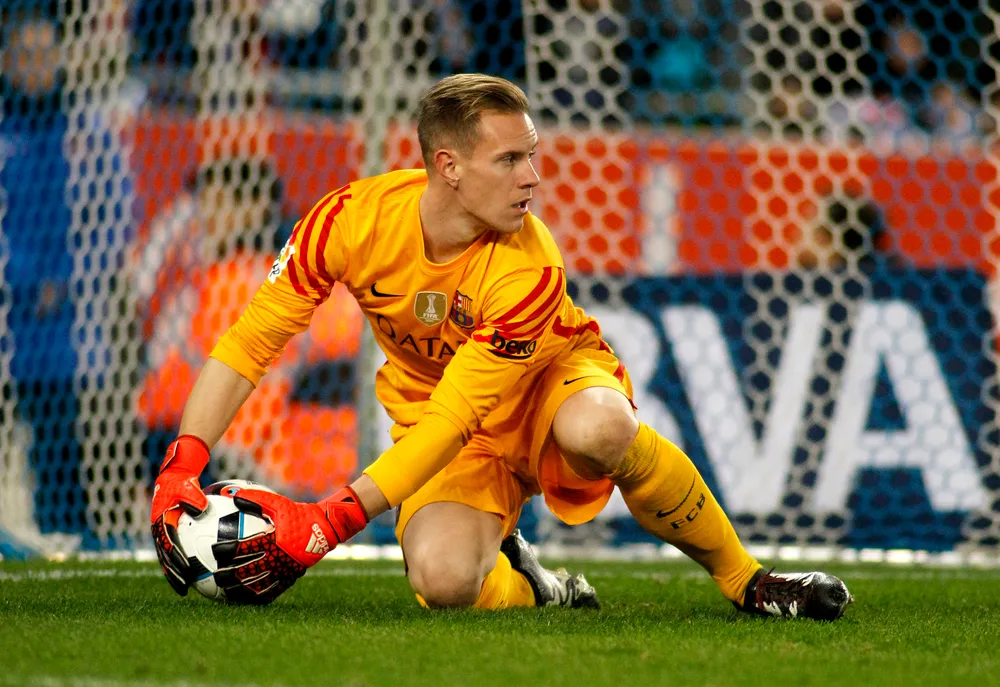 Ter Stegen punta a rientrare e loda Szczesny