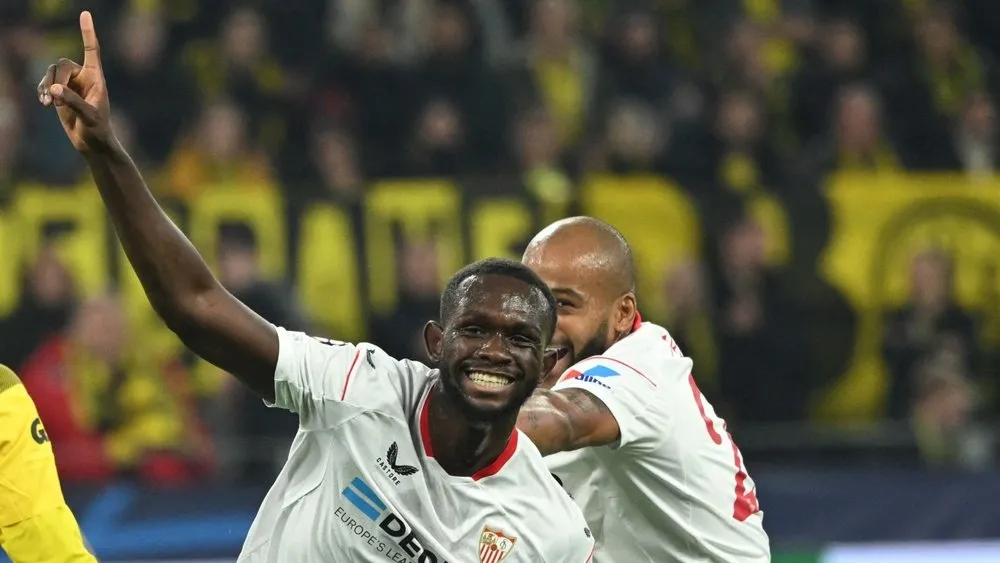 Milan, vicino a Nianzou: il difensore che viene accostato a Koulibaly