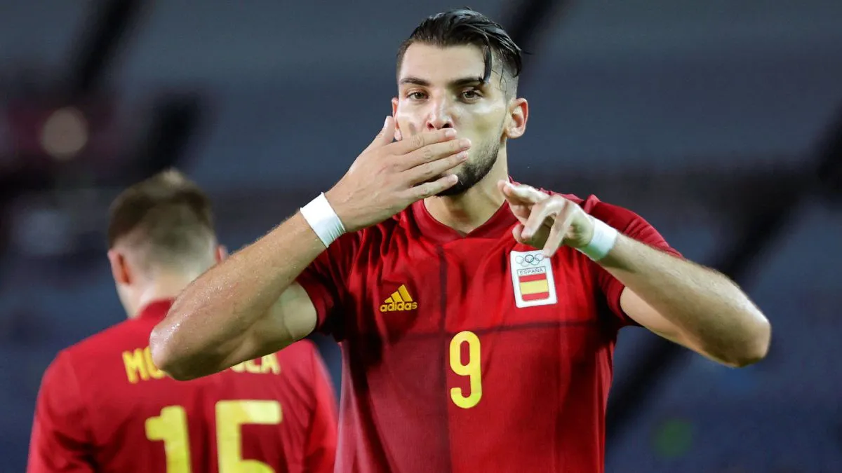 Milan, finito il tempo per Daka: si cerca di bloccare Rafa Mir