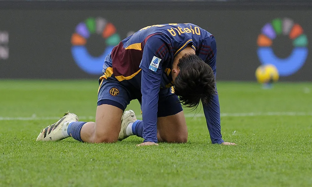 Roma, Dybala si opera: stagione finita?