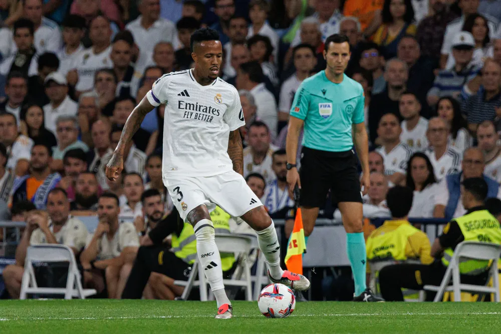 Real Madrid, Militao vede la luce in fondo al tunnel: può tornare con la Juventus