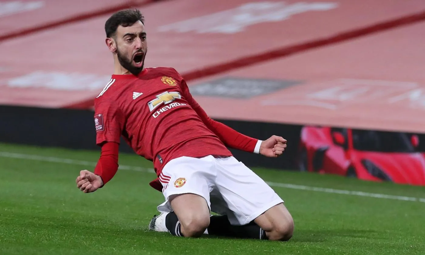 Manchester United, Fernandes firma il rinnovo fino al 2026