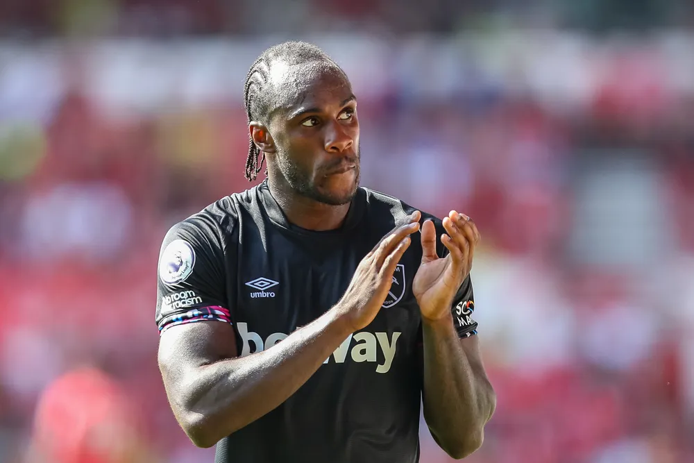 West Ham, ovazione per il ritorno di Michael Antonio