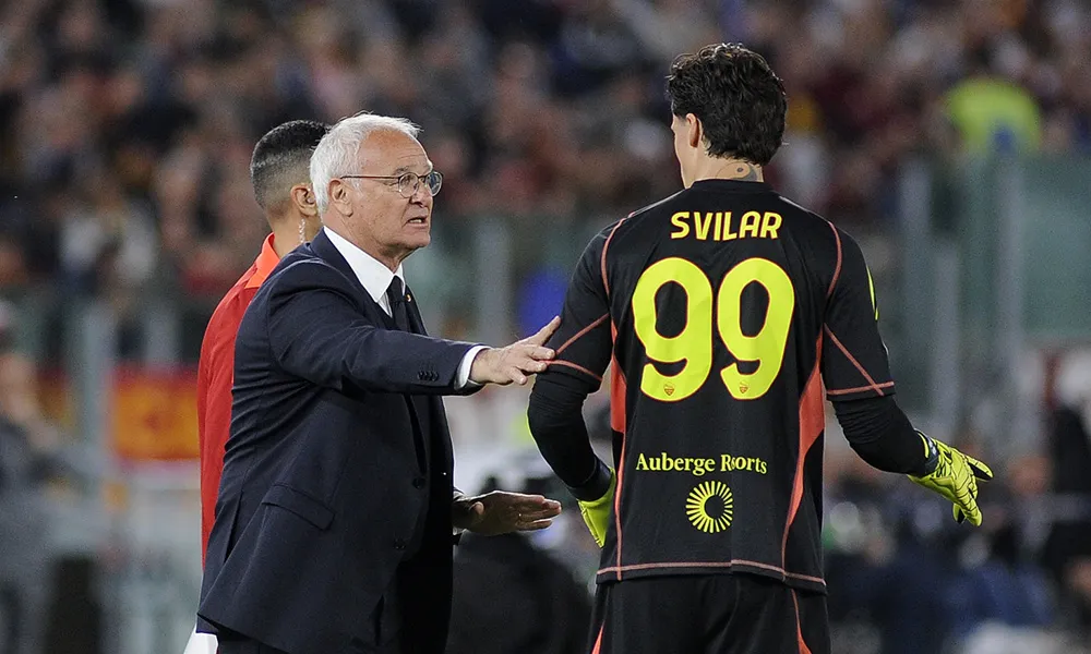 Milan, passaggio di consegne tra i pali: Svilar e' il grande sogno