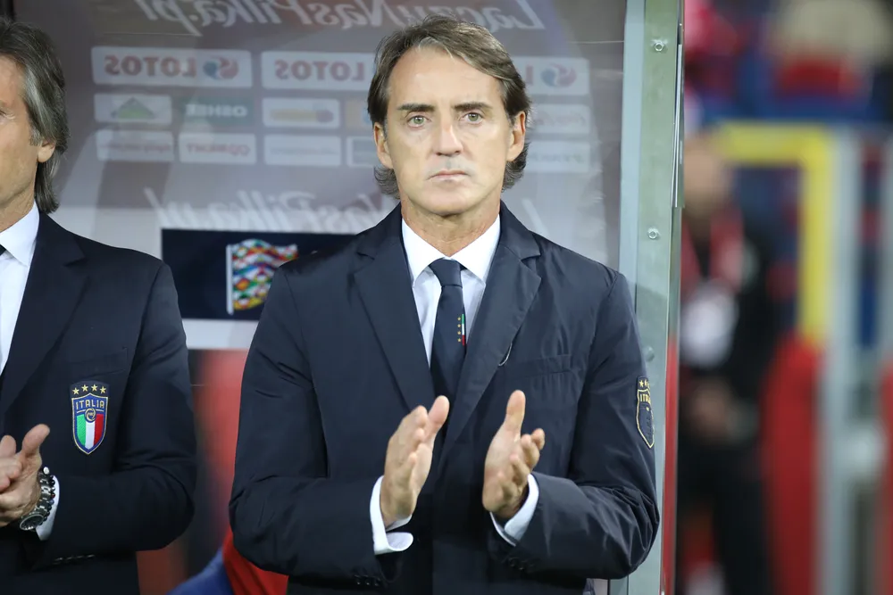 Mancini: "Alla Roma avrei detto sì. Se potessi tornare indietro, non lascerei la Nazionale"