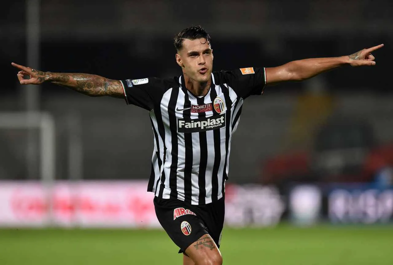 Il Milan su Scamacca