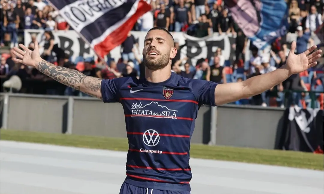 Calciomercato Sassuolo, Carnevali prova a soffiare Tutino alla Sampdoria: i dettagli