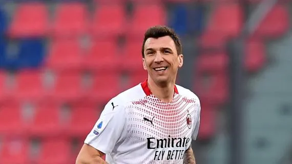 Milan, proposta indecente di Mandzukic: Maldini ci pensa