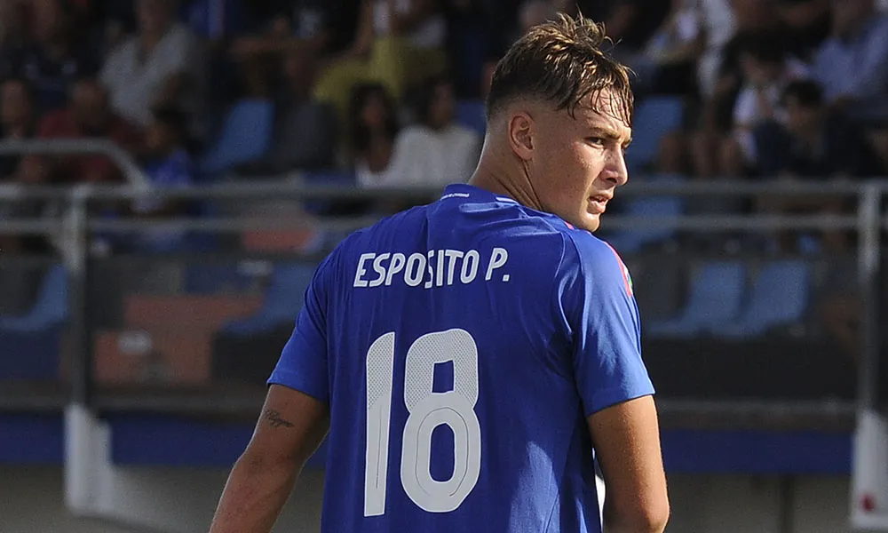 Francesco Pio Esposito: un piccolo gigante pronto per la A