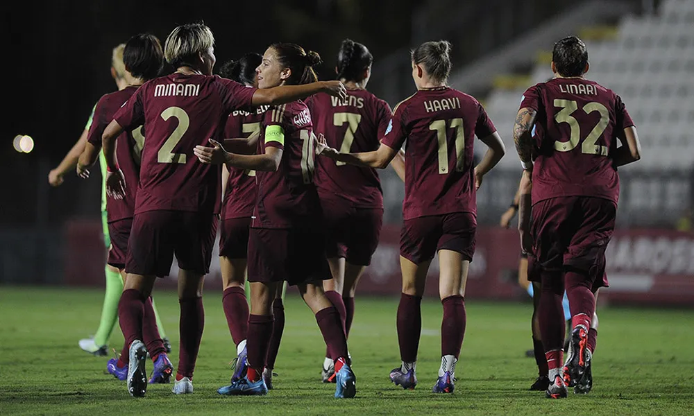 Basta il pari alla Roma femminile, ma quanta fatica con il Napoli: semifinale conquistata