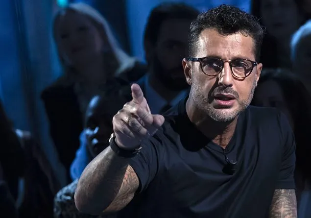Corona rincara la dose: "Entro il 15 novembre..."