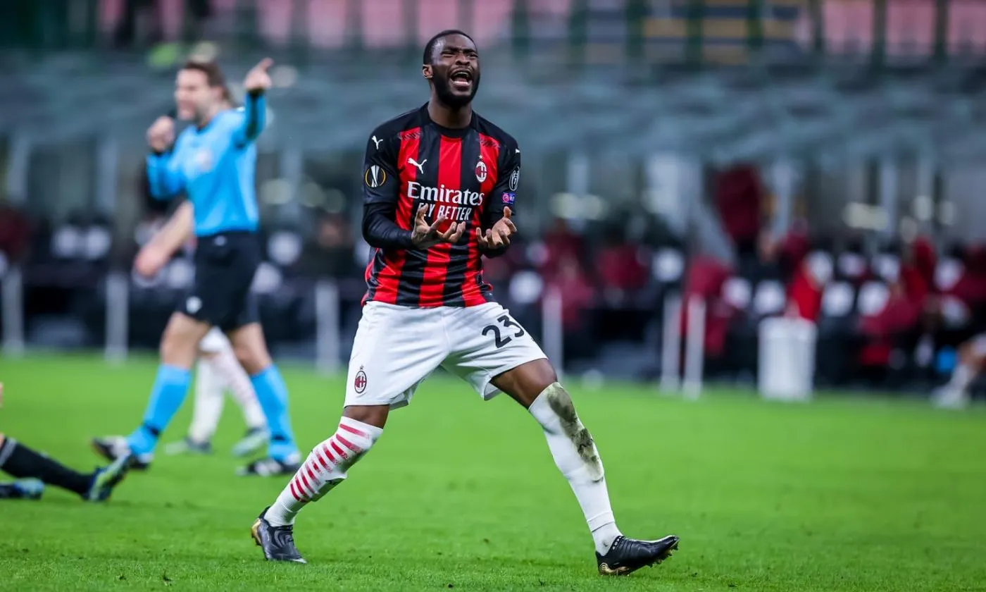 Milan, dirigenza spaccata: salta il rinnovo di Tomori? La verità