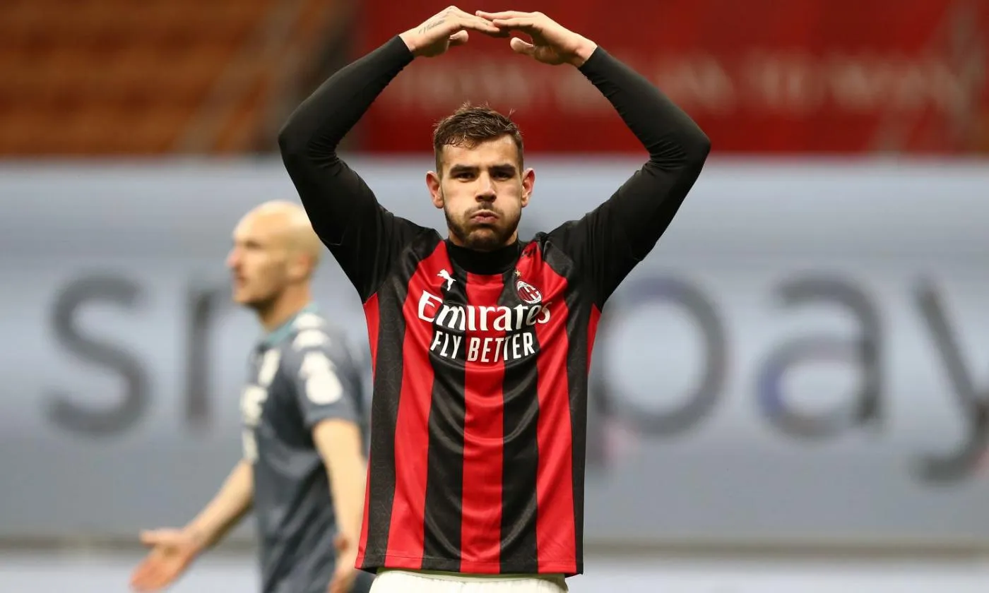 Milan, il Psg tenta Theo Hernandez: la risposta dei rossoneri