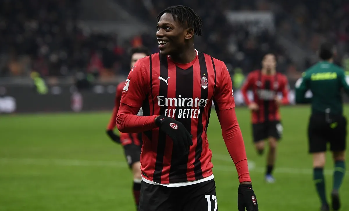 Milan, testa a Napoli: è Leao l'arma in più