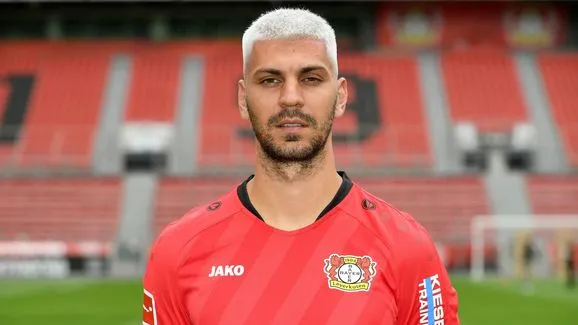 Bologna: Dragovic e Sanè in difesa