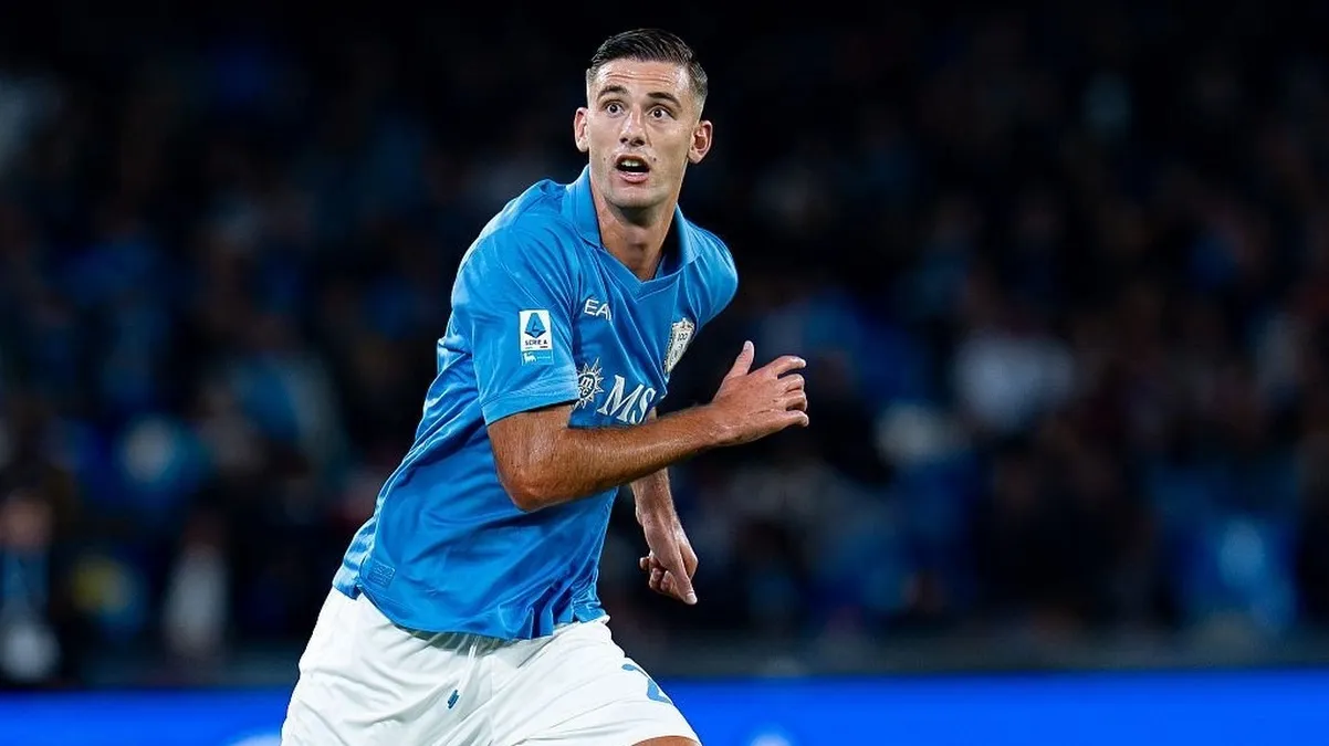Napoli, Lorenzo Lucca verso l’addio a gennaio: prende quota l’ipotesi Udinese