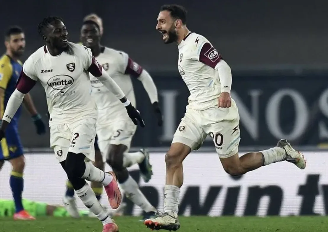 Hellas Verona - Kastanos, tutto fatto: fissate le visite