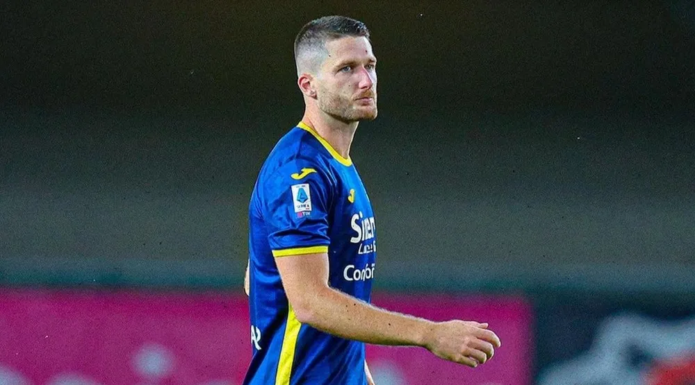 Hellas Verona, ambiziosa offerta dalla B per Henry: la risposta del giocatore