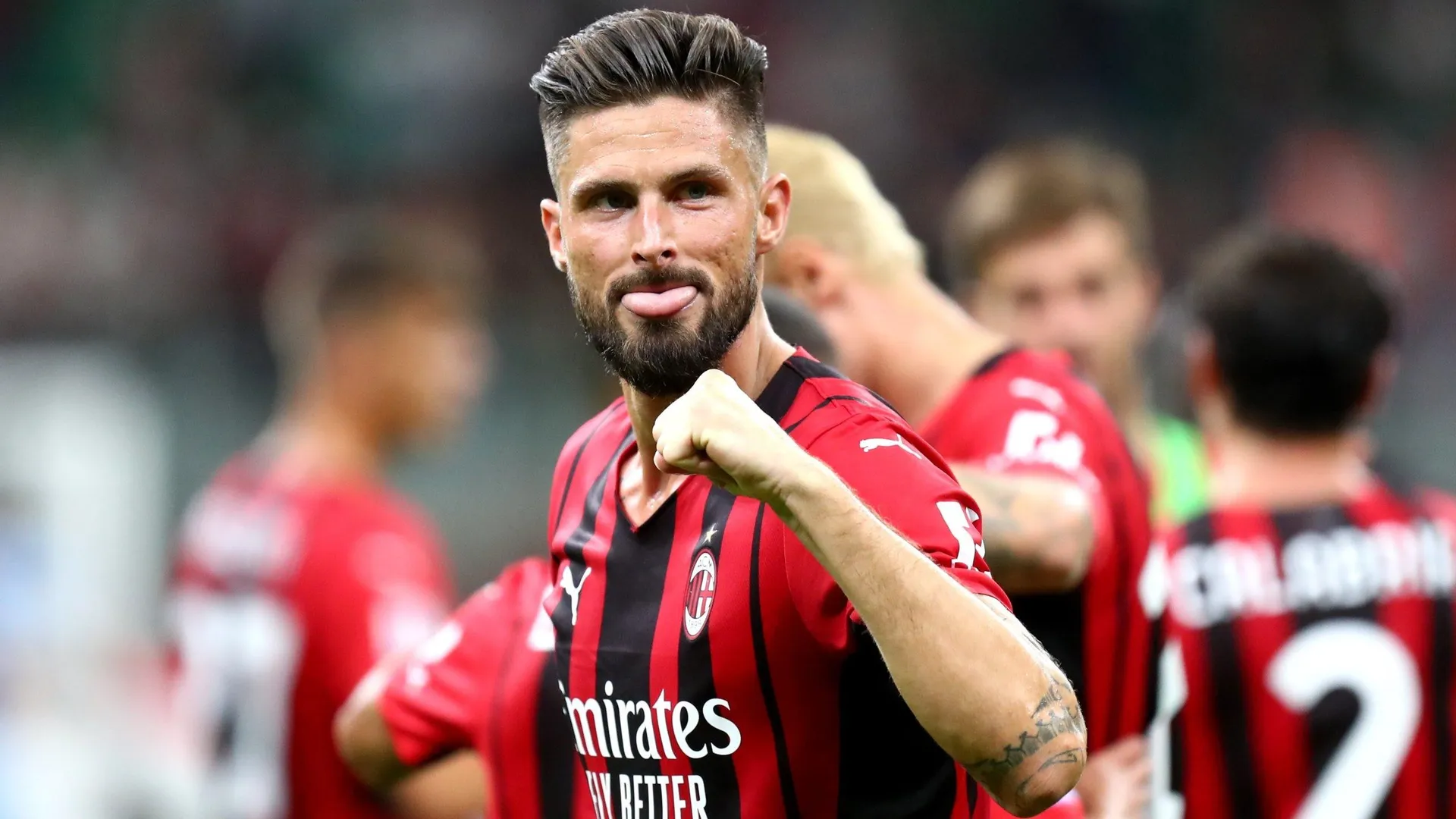 Milan, attenti ragionamenti su Giroud: il club prende una decisione