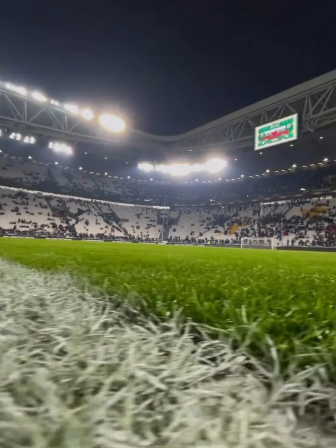 Juventus-Torino, scoppia la tensione sugli spalti