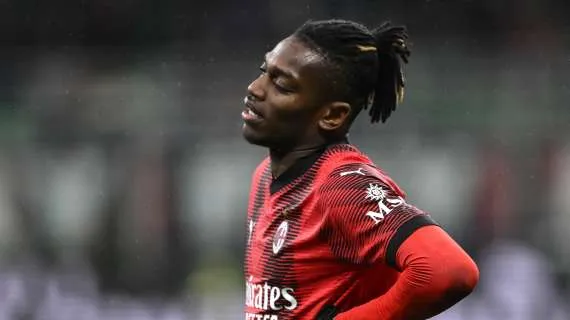 Milan, Leao stecca e litiga a fine partita con un giornalista: quando diventerà un top player?