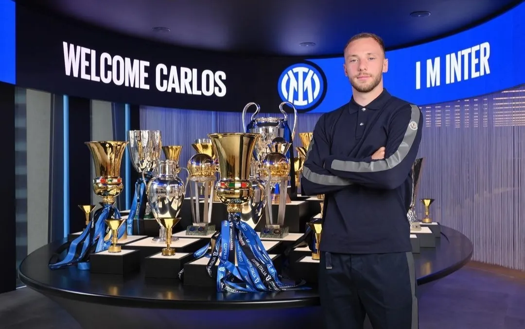 Inter, il primo Carlos Augusto: "Felice di essere in una grande squadra, parlerò sul campo"