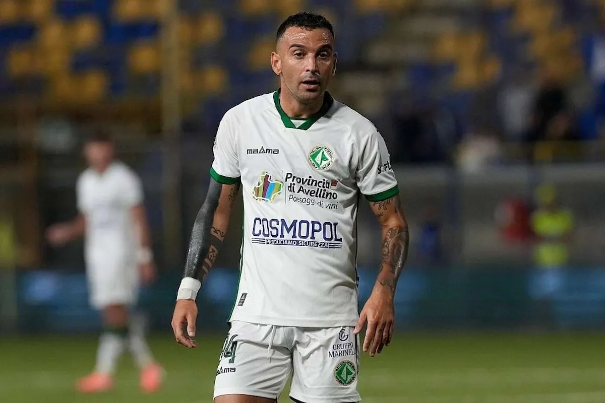 Spezia, pressing per Roberto Insigne: l'affare può sbloccare anche l'Avellino