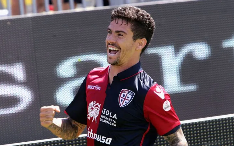 Lecce su Farias: offerti 6 milioni al Cagliari