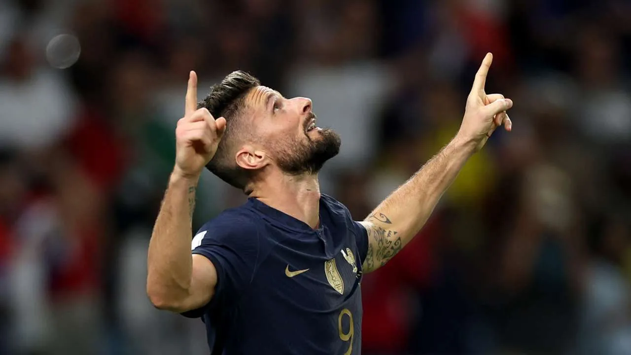 Milan, si ferma Giroud: finale Mondiale a rischio