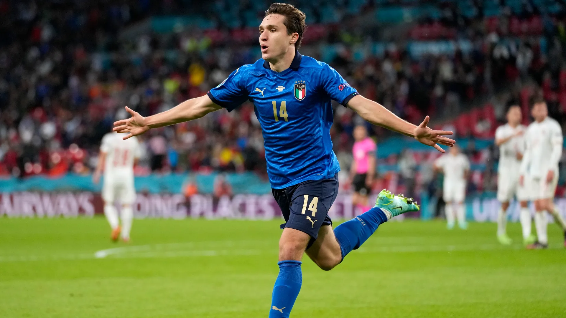 Federico Chiesa, tra le litiganti il Milan gode