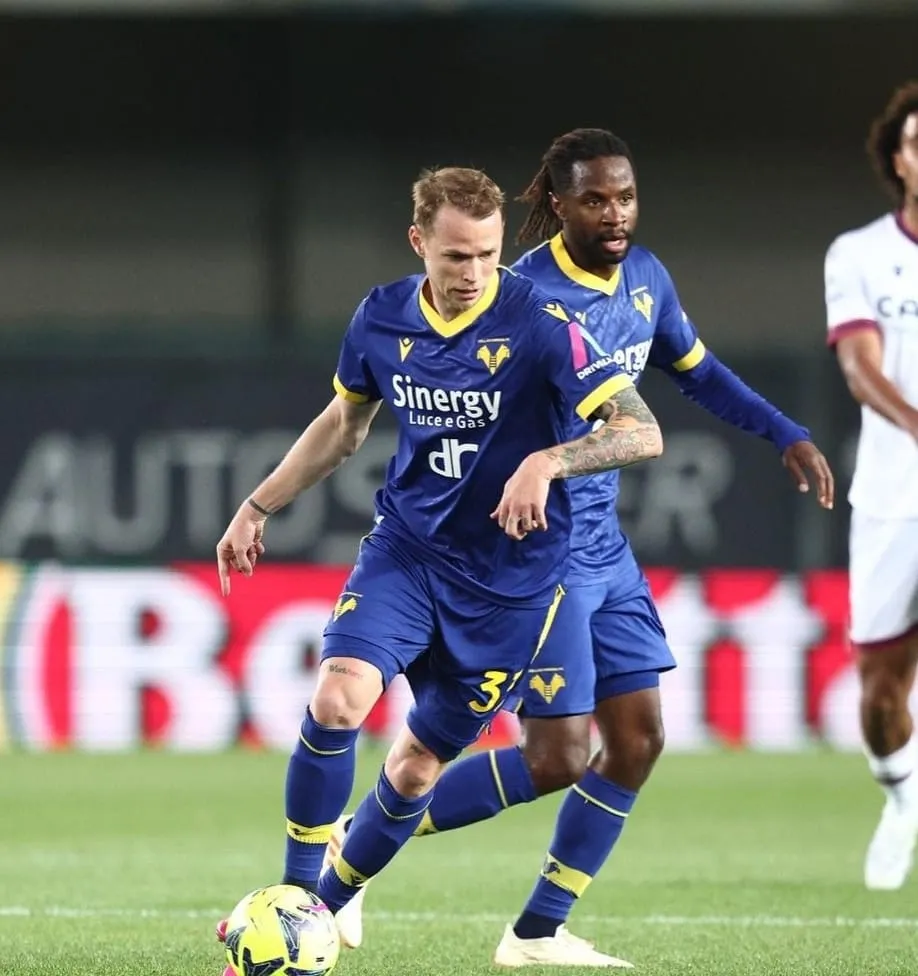 Calciomercato Hellas Verona, con la salvezza scatta l'obbligo di riscatto per un mediano