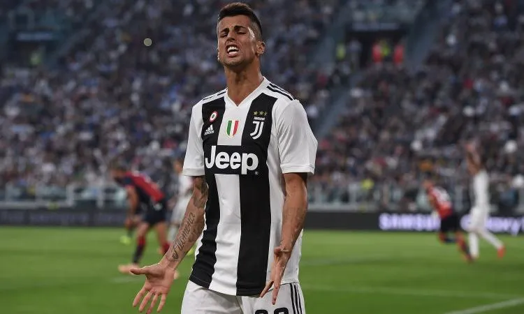 Alex Sandro o Cancelo chi è la plusvalenza?