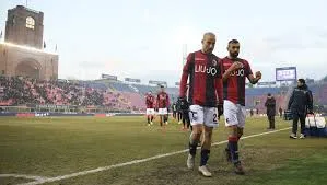 Bologna, definiti i rinnovi contrattuali di Rodrigo Palacio e Danilo