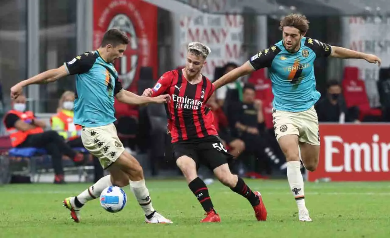 Milan, Pioli corre ai ripari: nuovo ruolo per il belga?