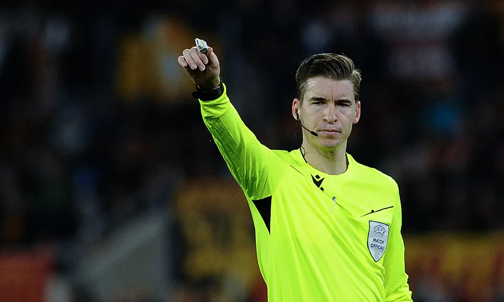 Champions League, le designazioni arbitrali delle italiane: Letexier per Atletico Madrid-Inter