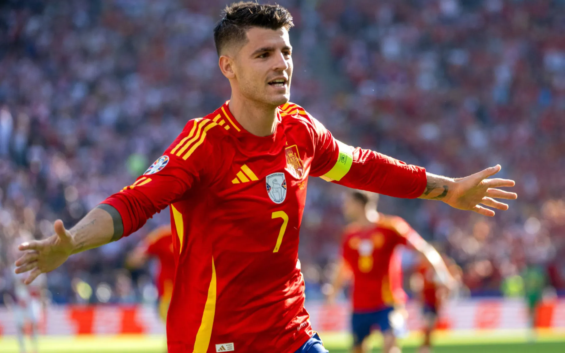 Morata, terminate le visite mediche: pronti per l'annuncio