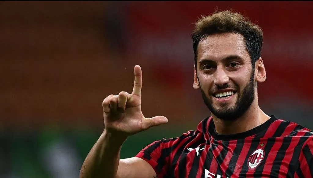 Milan: rinnovo Calhanoglu, le ultimissime