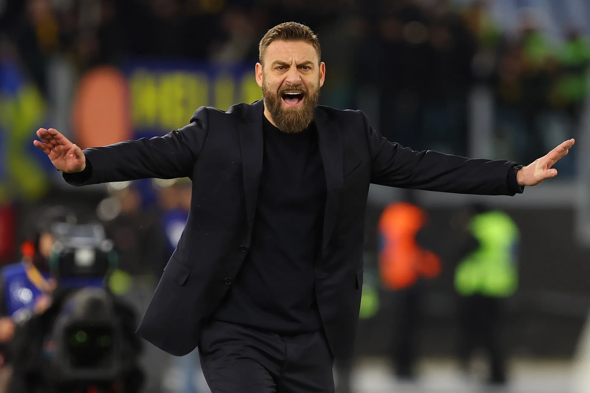 Di tacco o di testa: nel primo di De Rossi c'è sempre un Mancini