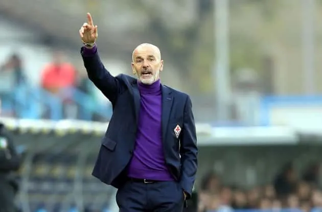 Pioli: "Dispiace giocare in un San Paolo vuoto". I viola indosseranno la maglia rossa