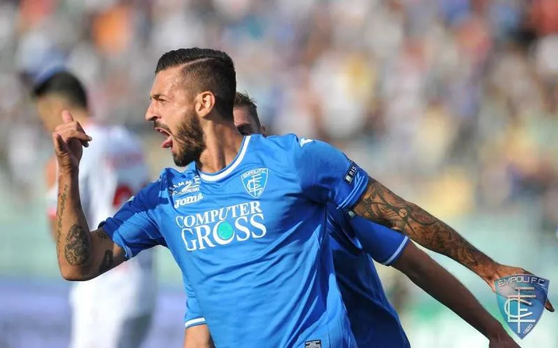 La SPAL cerca una punta