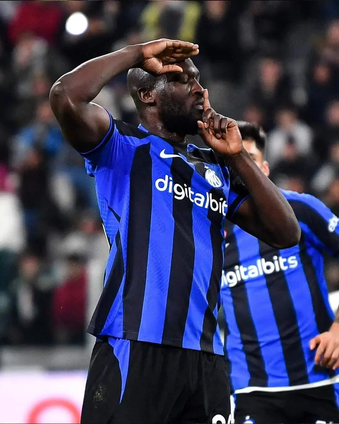 Inter, Lukaku: "Mi sarebbe piaciuto giocare con Ronaldo il fenomeno. Il 3-0 con il Milan il ricordo più bello"
