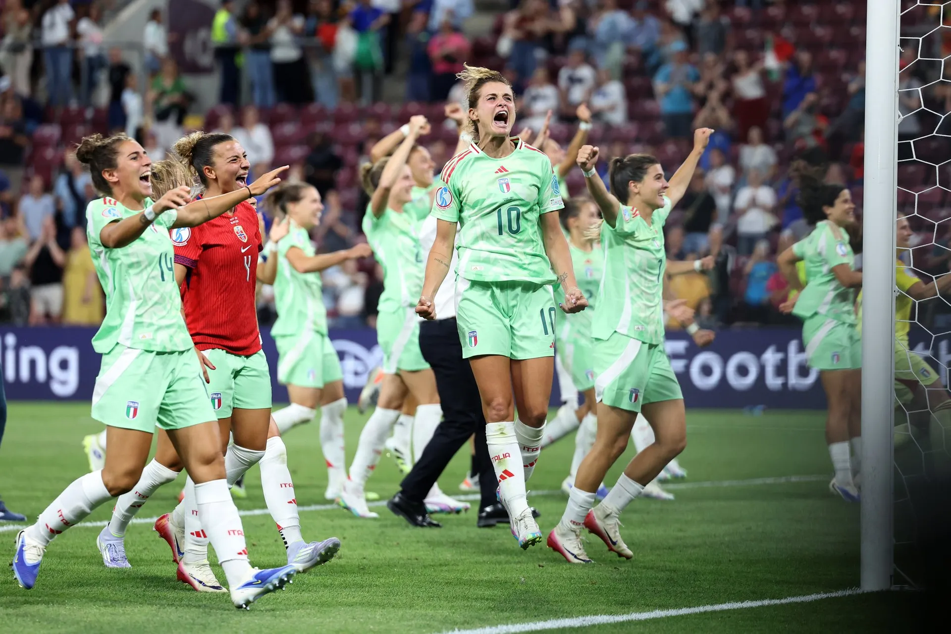 Italia femminile, le azzurre fanno il pieno di ascolti in tv
