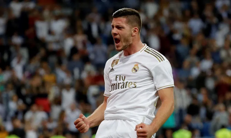 Calciomercato Milan, Jovic torna di moda: galeotto l'incontro con Ramadani