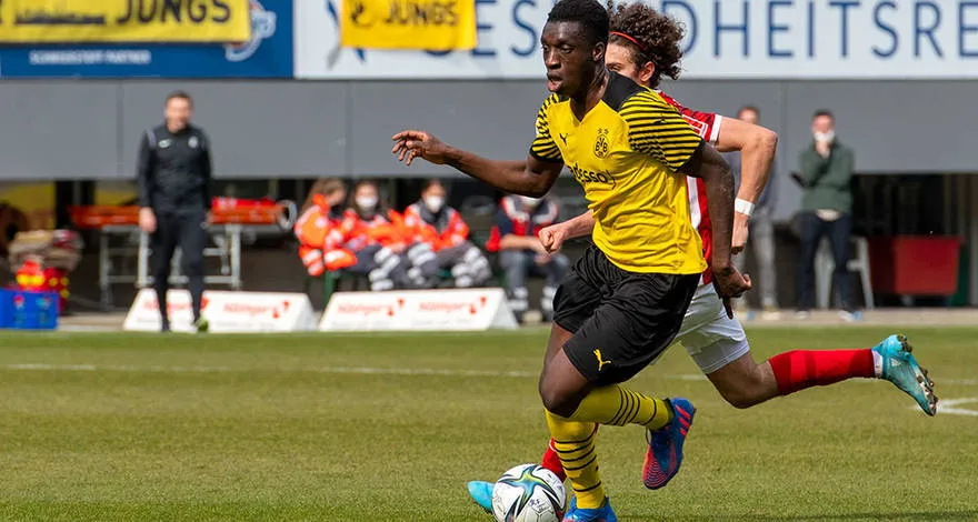 Calciomercato Juventus, la Vecchia Signora a caccia di giovani: trattativa per Kamara