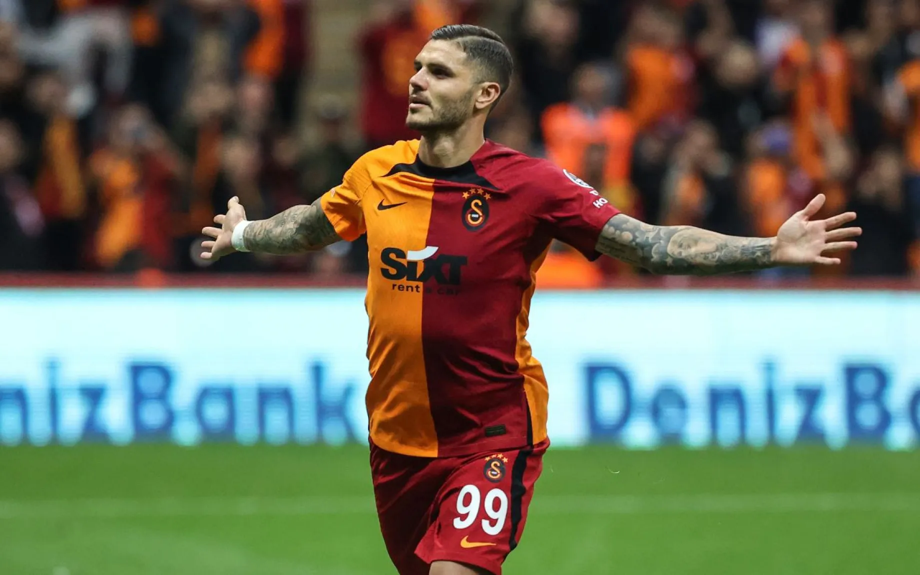 Milan, quanti problemi per l'attaccante! Icardi è il piano B | I contatti con la dirigenza