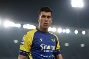 Hellas Verona: Sarri lo vuole a tutti i costi